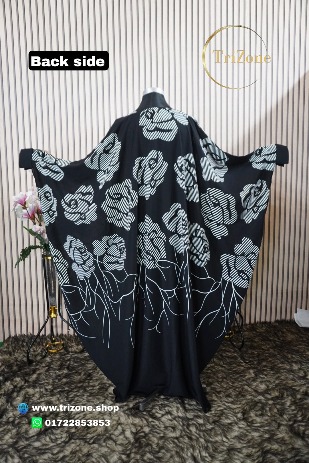 Rosy Black প্রিন্টের লং কাফতান আবায়া।