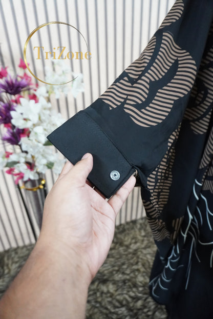 #Rosy Black প্রিন্টের লং কাফতান আবায়া ।