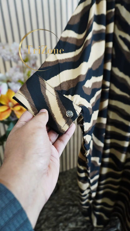 Chocolate Zebra- প্রিন্টের লং কাফতান আবায়া।