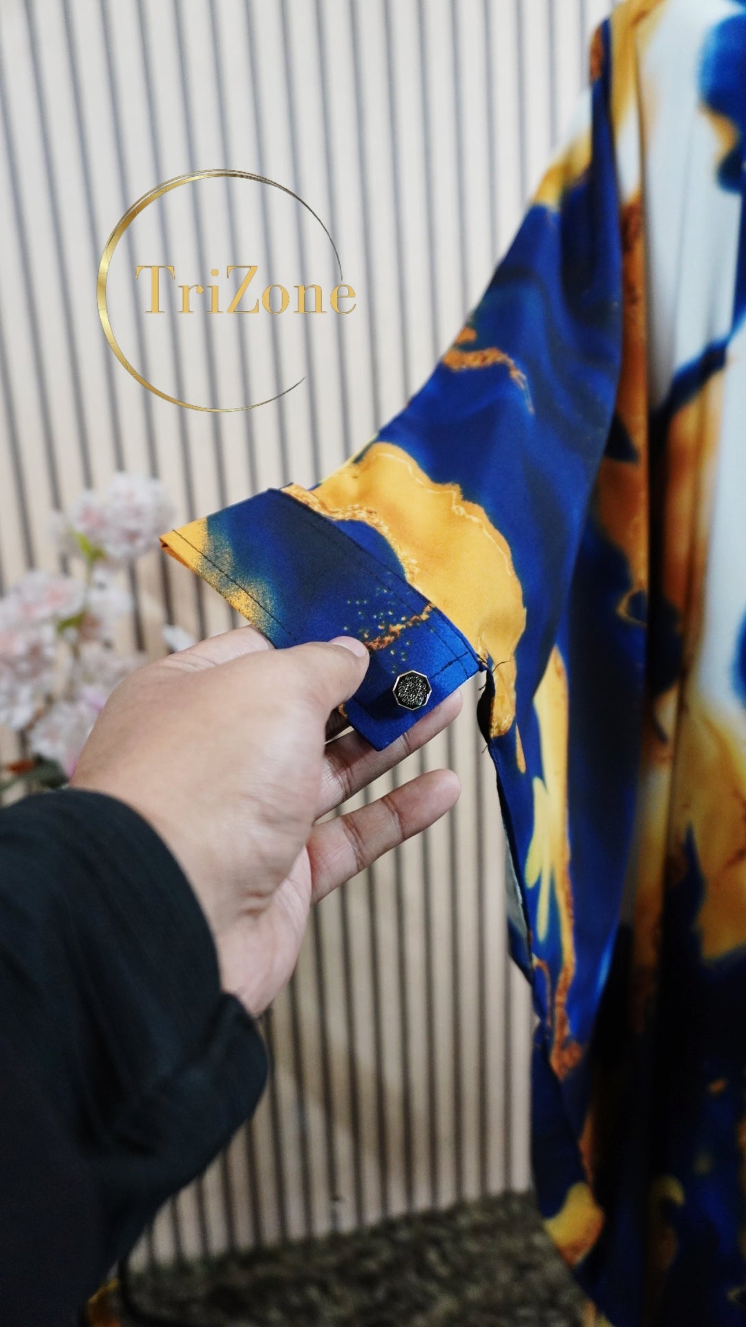 Fancy Print- লং কাফতান আবায়া।